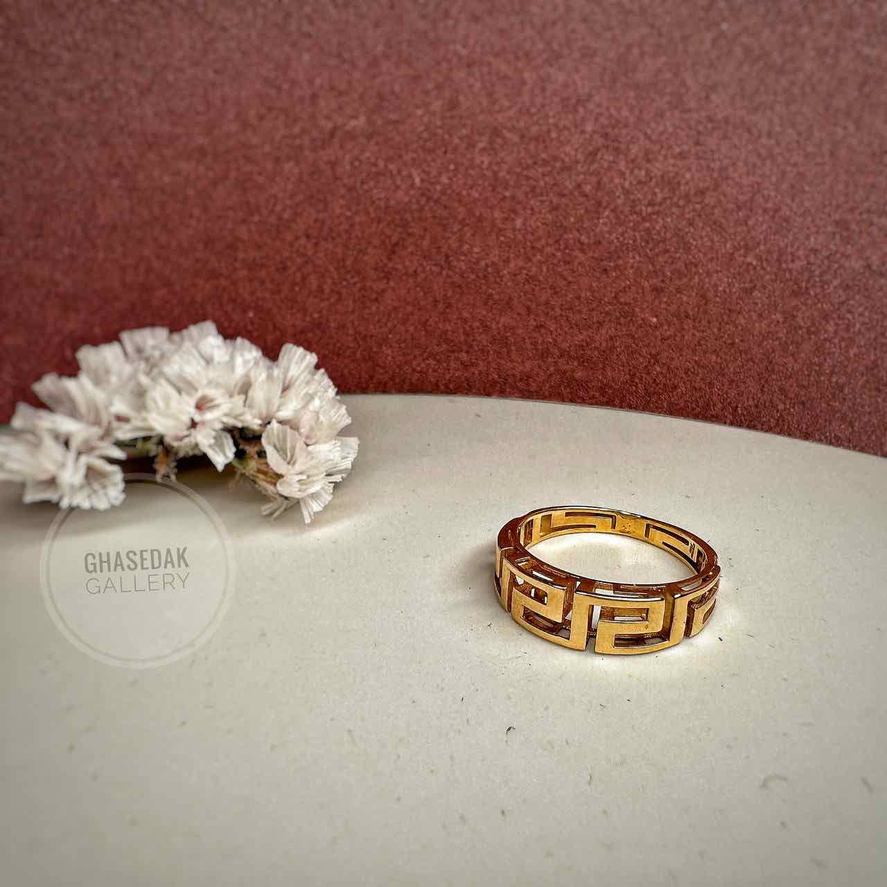 انگشتر ورساچه